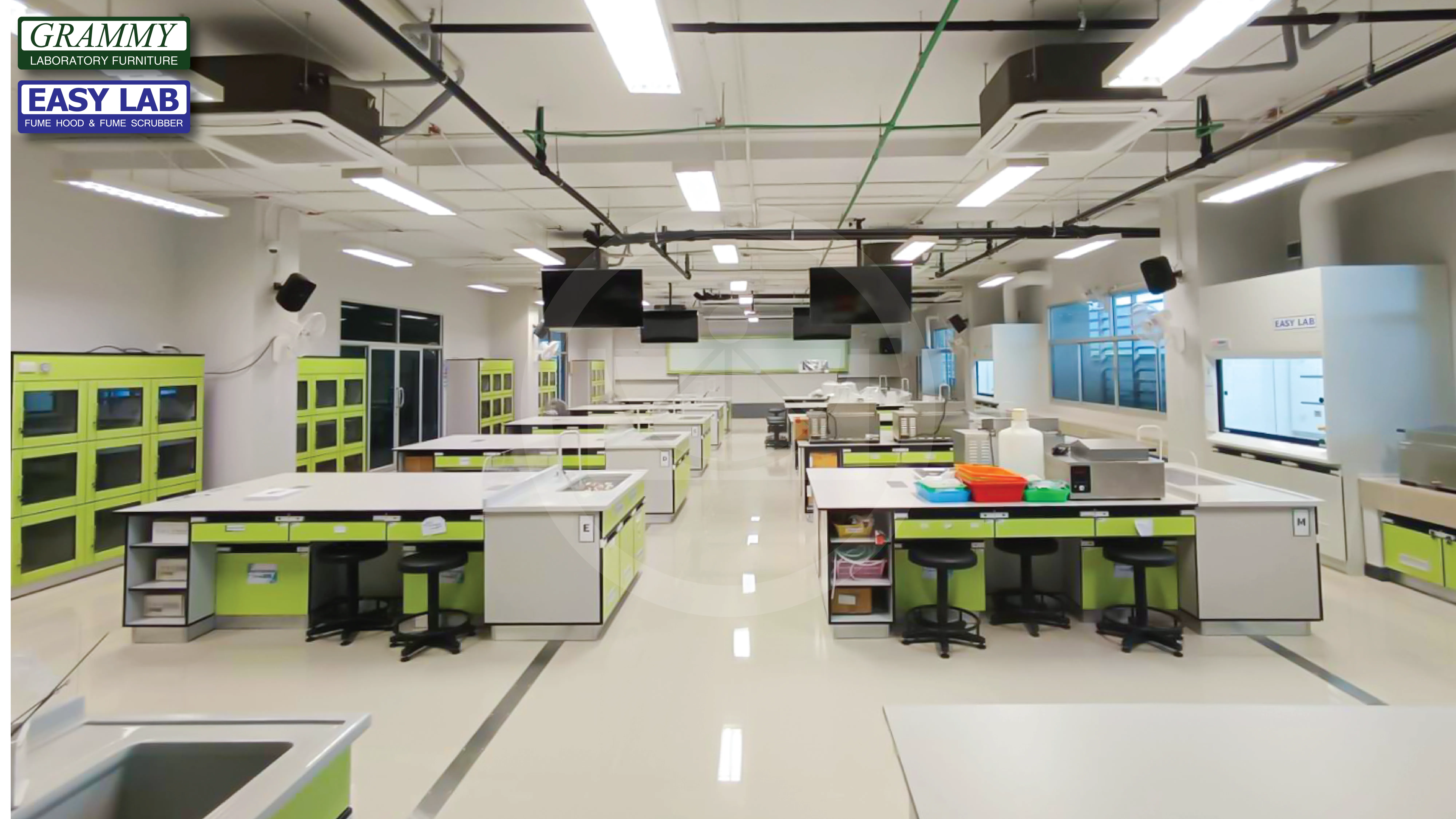 ติดตั้งโต๊ะปฏิบัติการ GRAMMY & ตู้ดูดควัน EASY LAB
